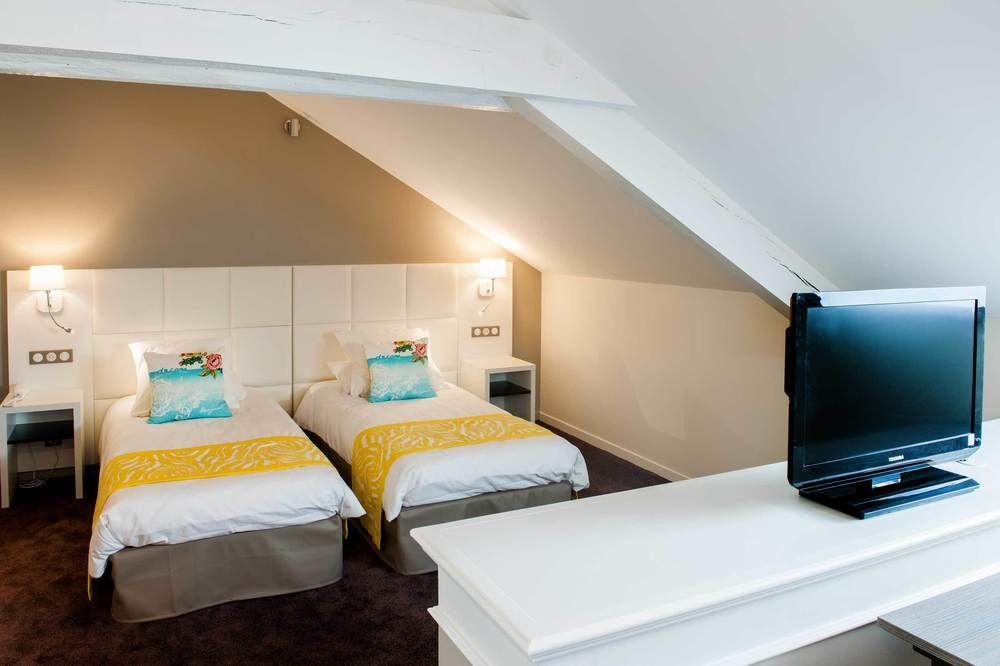 Hotel Chapelle Et Parc Lourdes